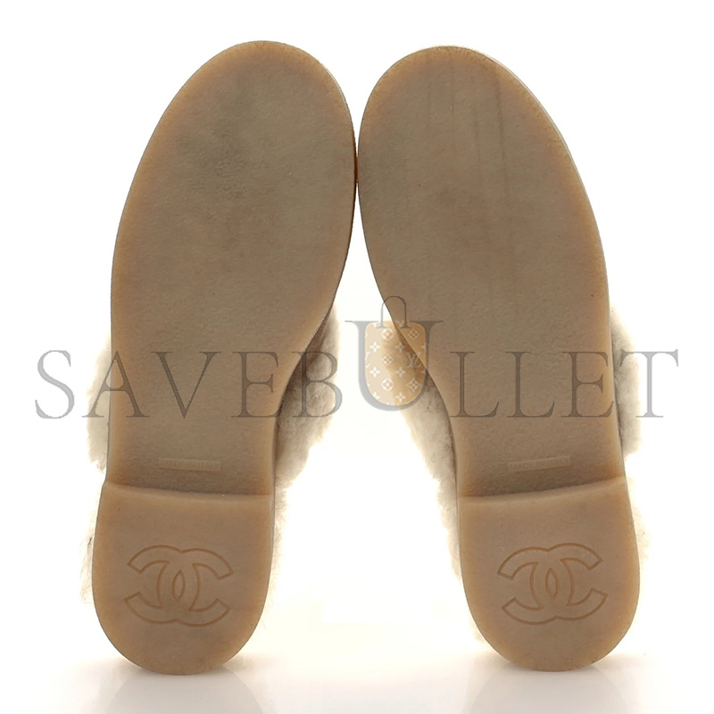 Ch**el SUEDE SHEARLING INTERLOCKING CC CAP TOE MULES
